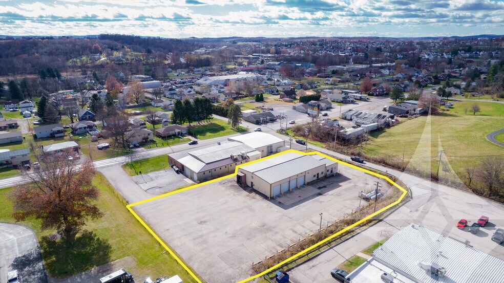 More Photos Of 407 Porter Ave, Scottdale Industrial For Sale