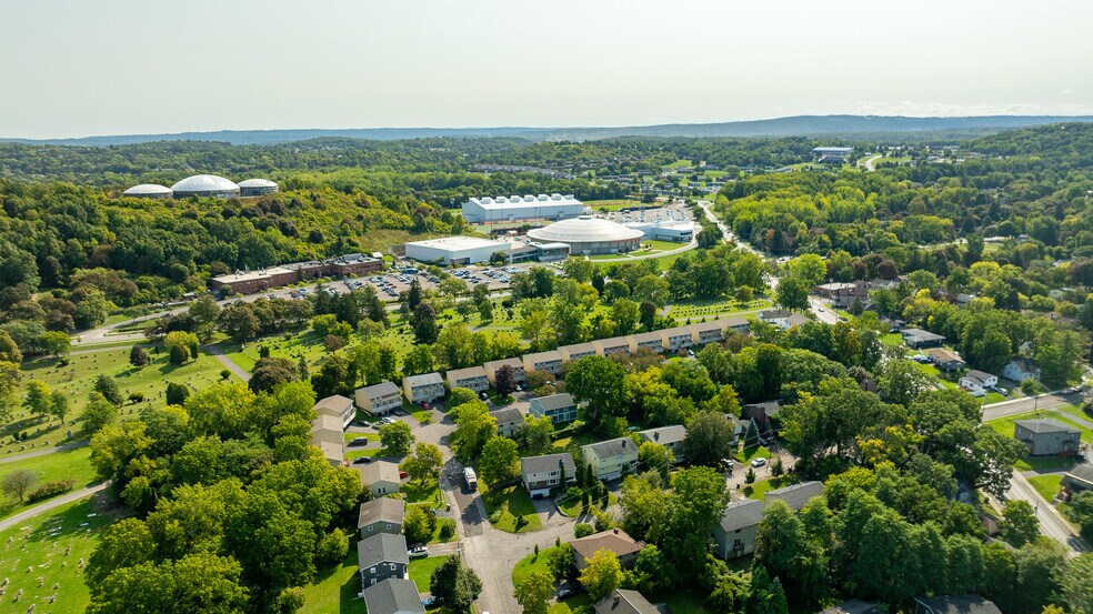More Photos Of 205-274 Robert Dr, Syracuse Apartments For Sale