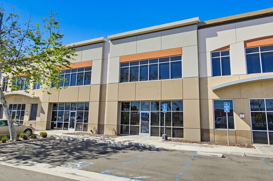 Primary Photo Of 1556-1586 Lancaster Point Way, San Diego Flex For Sale