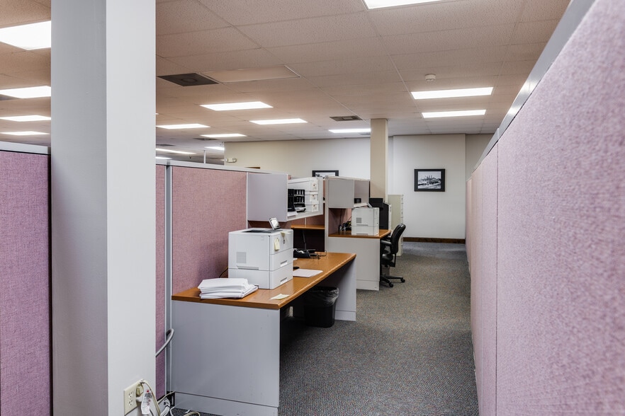 More Photos Of 1301 Hudson Ln, Monroe Office For Sale