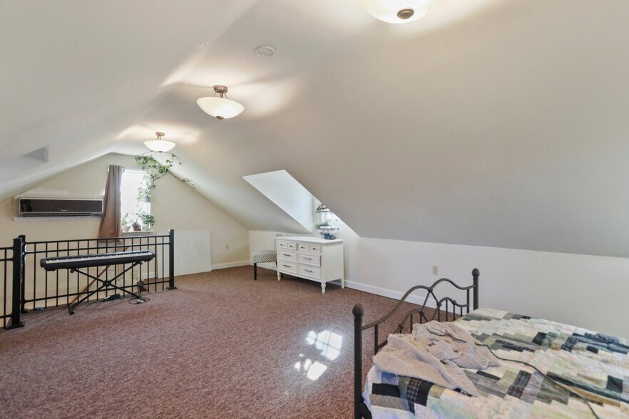 More Photos Of 14111-14113 Pennsylvania Ave, Hagerstown Freestanding For Sale