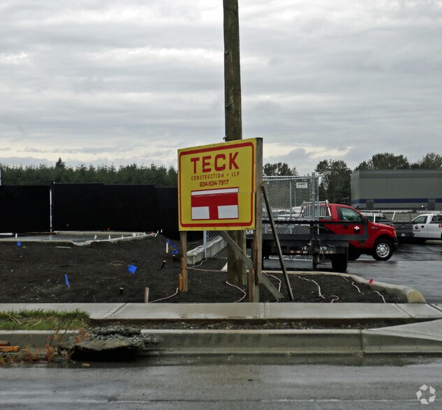 More Photos Of 18988 34A Ave, Surrey Flex For Lease