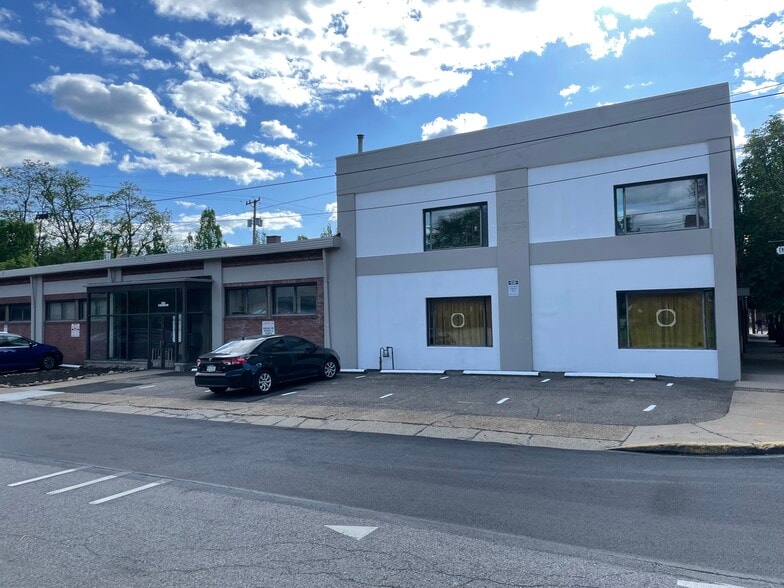 More Photos Of 101 Emerson Ave, Pittsburgh Storefront Retail Office For Lease