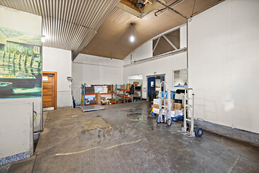 More Photos Of 410-414 Towne Ave, Los Angeles Warehouse For Sale