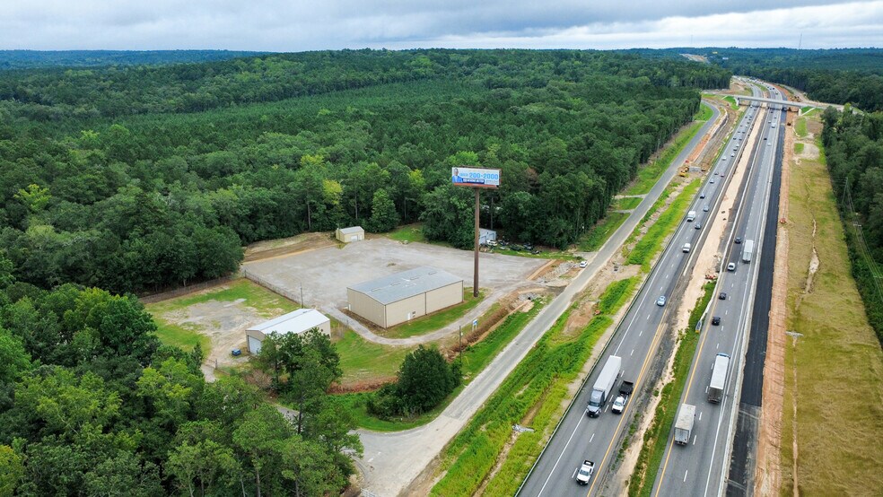 More Photos Of 204 Creeks Edge Ln, Swansea Warehouse For Lease