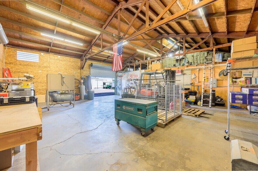 More Photos Of 3446-3450 N 29th Ave, Phoenix Warehouse For Sale