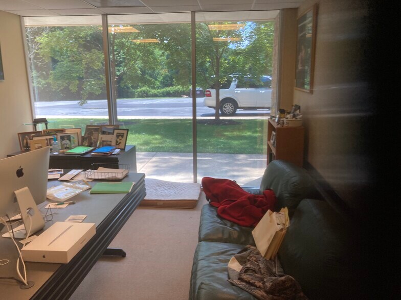 More Photos Of 914 Mount Kemble Ave, Morristown Office For Lease