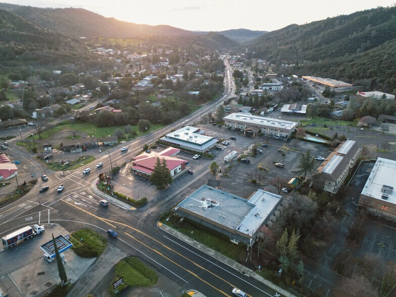 More Photos Of 5159 CA-140, Mariposa Restaurant For Sale