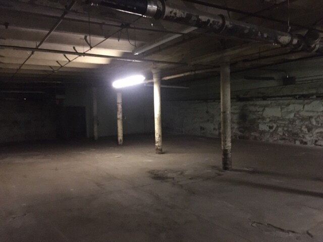 More Photos Of 20 Payton St, Lowell Industrial For Sale