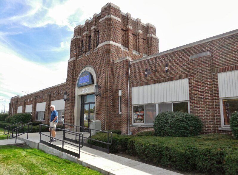 Primary Photo Of 3300 W Sample St, South Bend Warehouse For Lease
