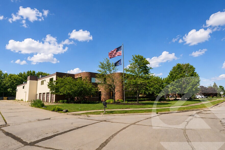 Primary Photo Of 46480 Continental Dr, Chesterfield Manufacturing For Lease