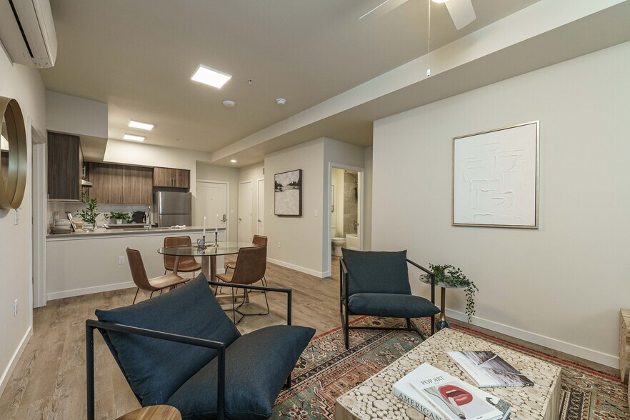 More Photos Of 1311 SW Gibbs St, Portland Apartments For Sale