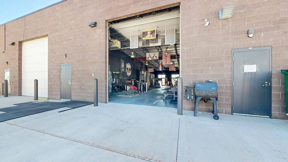 More Photos Of 943-965 E 11th St, Loveland Warehouse For Sale