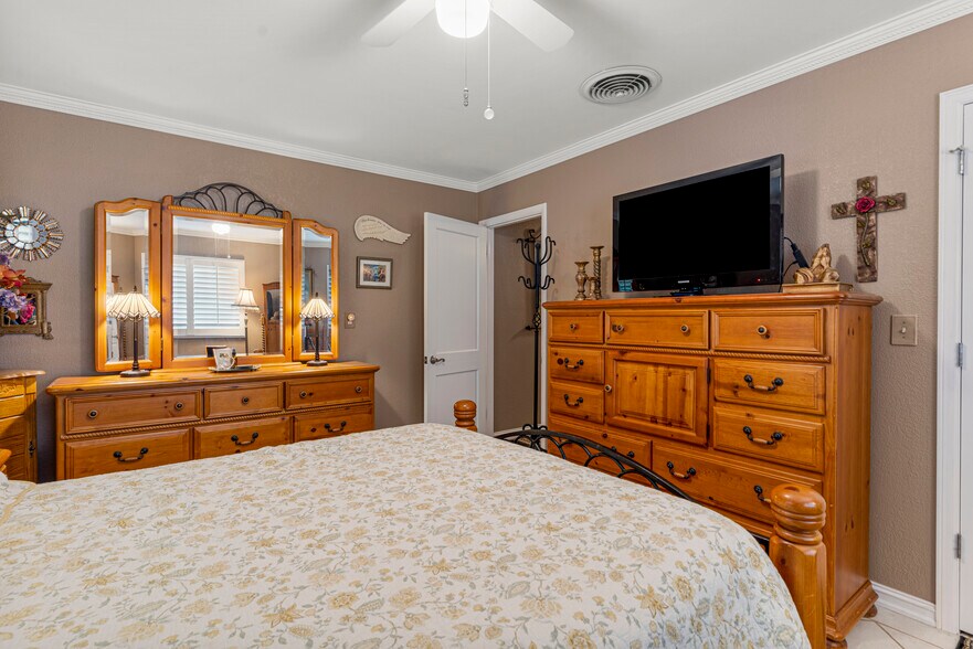 More Photos Of 17220 E Admiral Pl, Tulsa Land For Sale