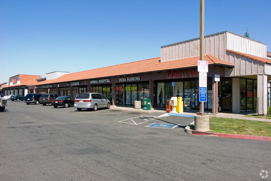 More Photos Of 4301-4423 Elkhorn Blvd, Sacramento Unknown For Lease