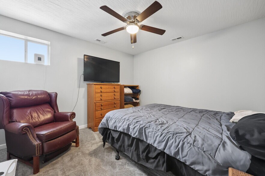 More Photos Of 1520 Island Rd, Circleville Multifamily For Sale