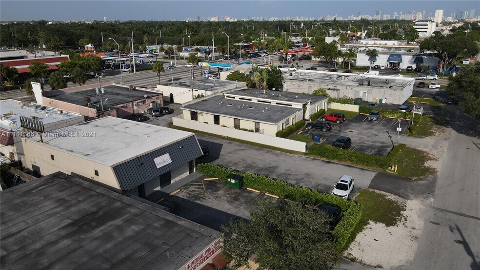 More Photos Of 67 NW 166th St, North Miami Beach Industrial For Sale