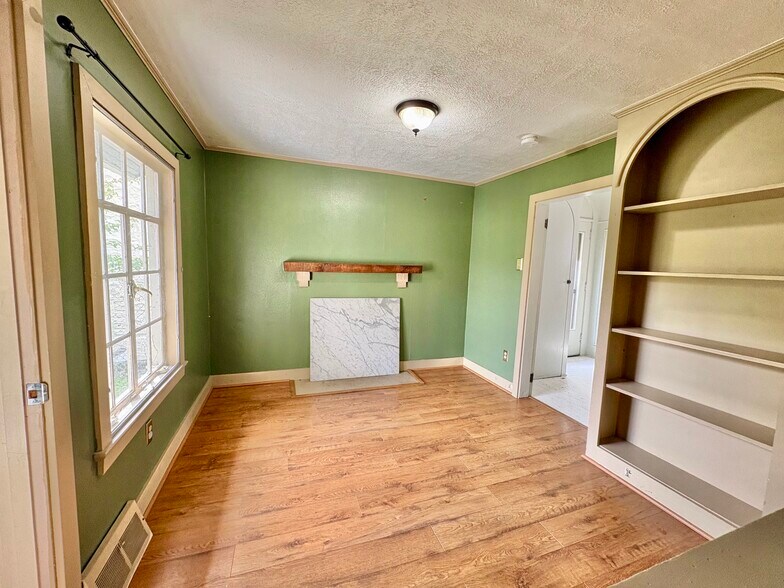 More Photos Of 9 E Canal St, Troy General Retail For Sale