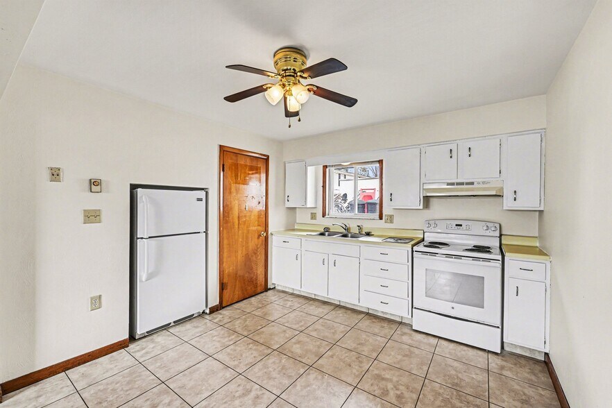 More Photos Of 234-236 High st, Fairborn Multifamily For Sale