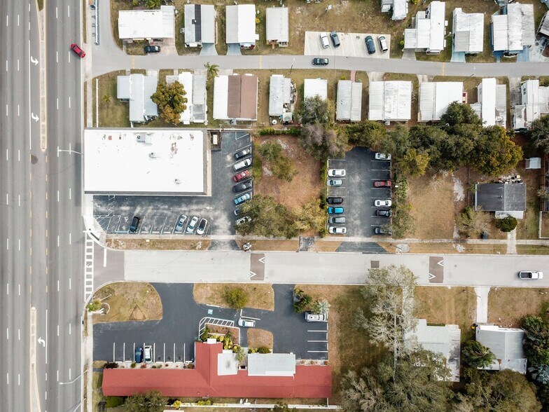 More Photos Of 2433 Gulf To Bay Blvd, Clearwater Storefront Retail Office For Lease