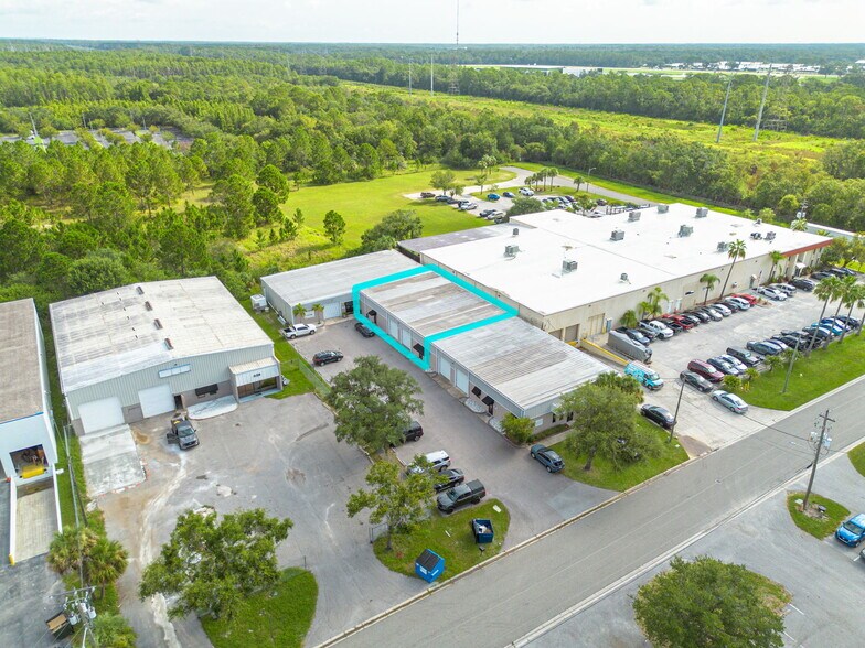 More Photos Of 440 Roberts Rd, Oldsmar Warehouse For Lease
