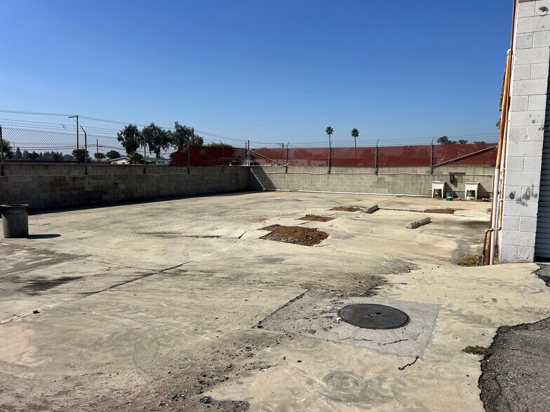 More Photos Of 15251 Boyle Ave, Fontana Warehouse For Sale