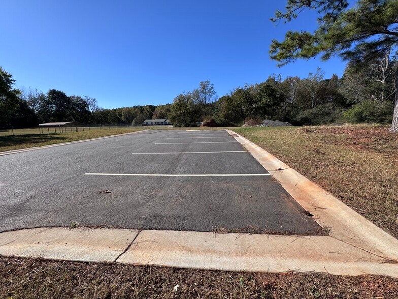 More Photos Of 1535 Dahlonega Highway, Cumming Office Residential For Sale