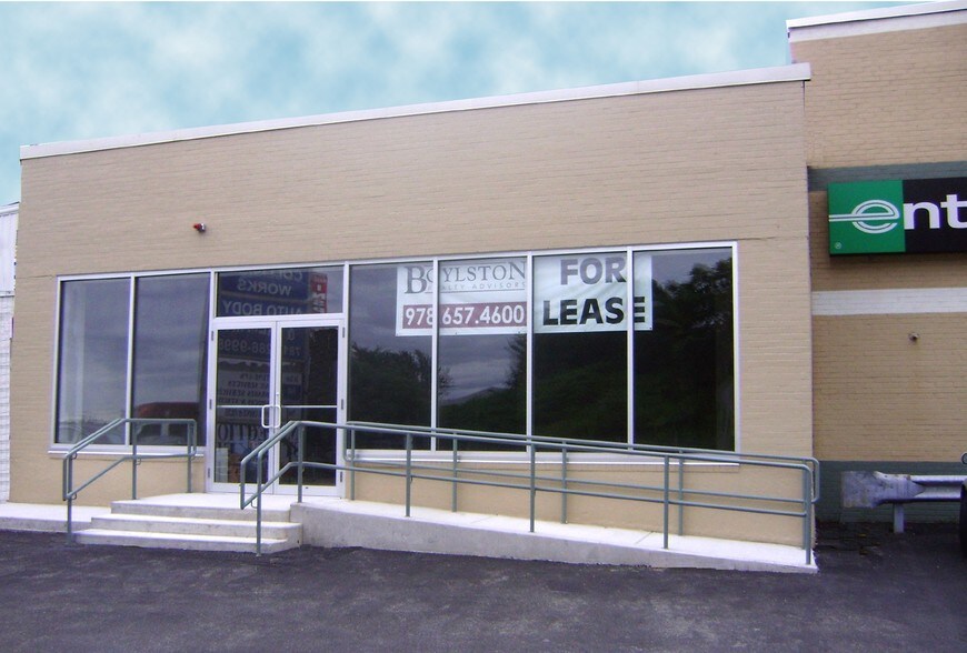 Primary Photo Of 55 American Legion Hwy, Revere Auto Dealership For Lease