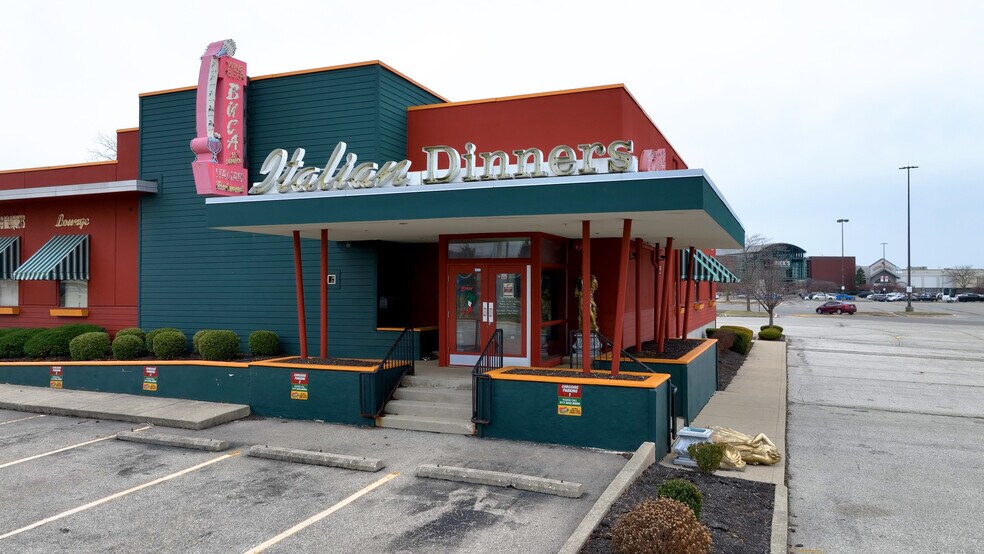 Primary Photo Of 6045 E 86th St, Indianapolis Restaurant For Sale