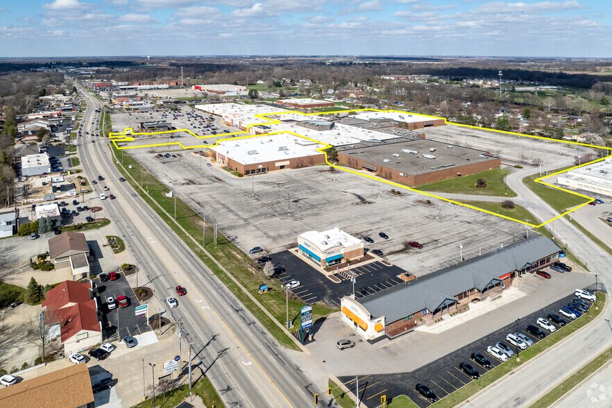 More Photos Of 2917 N Vermilion st, Danville General Retail For Sale