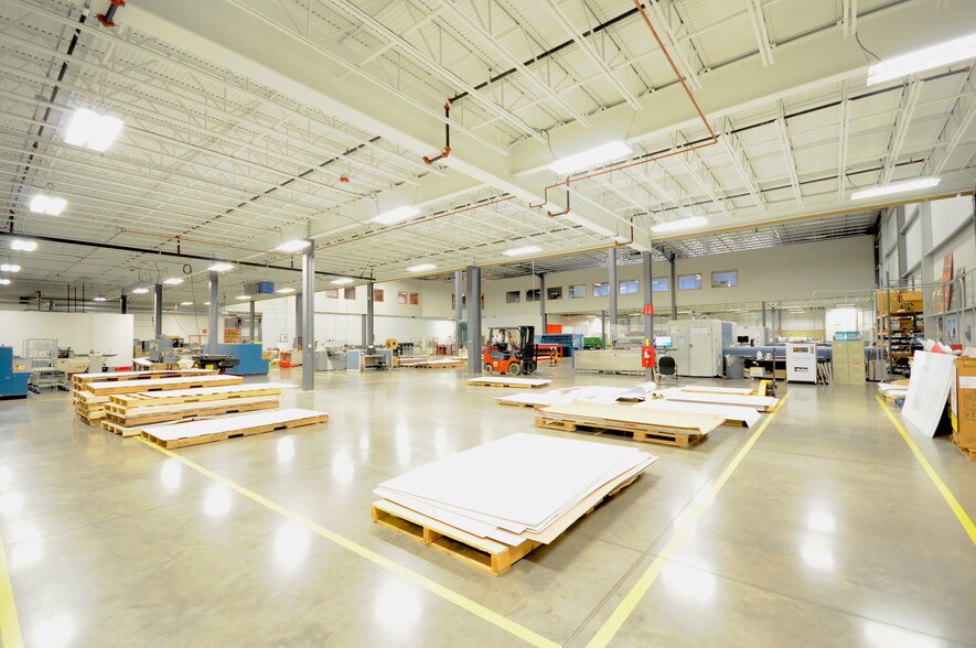 More Photos Of 100 Marketing Way, Suffield Manufacturing For Sale