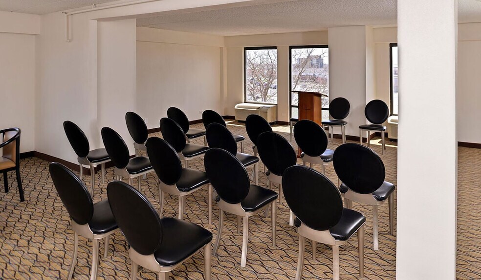 More Photos Of 5200 Lincoln Hwy, Matteson Hotel For Sale