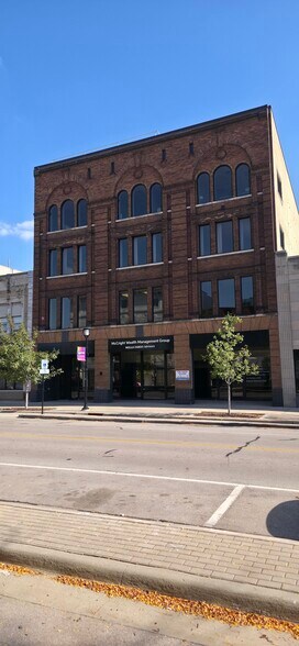 More Photos Of 311 3rd Ave SE, Cedar Rapids Office For Lease