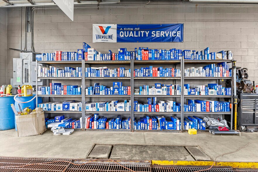 More Photos Of 8332 E 12 Mile Rd, Warren Service Station For Sale