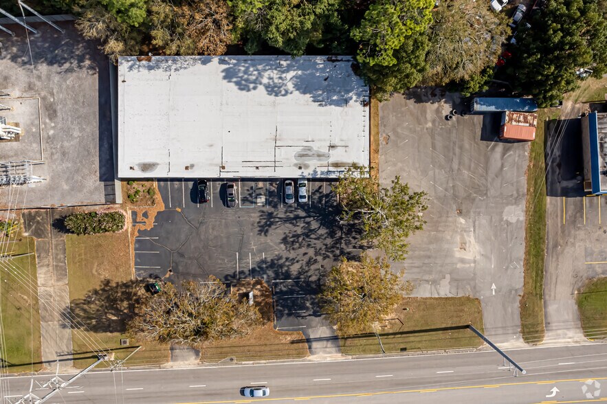More Photos Of 3315 Demetropolis Rd, Mobile Office For Sale