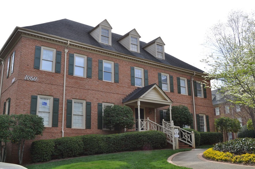 Primary Photo Of 1060 Cambridge Sq, Alpharetta Office For Lease