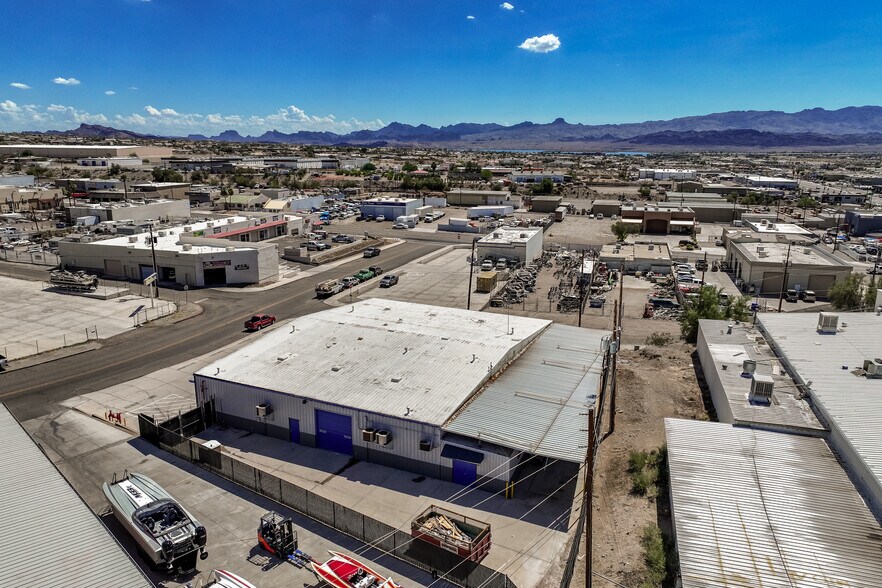 More Photos Of 1851 Commander Dr, Lake Havasu City Freestanding For Lease