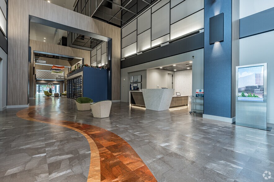 More Photos Of 14841 N Dallas Pky, Addison Office For Lease