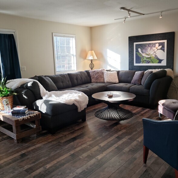 More Photos Of 40 Jamestown Ct, Crossville Multifamily For Sale