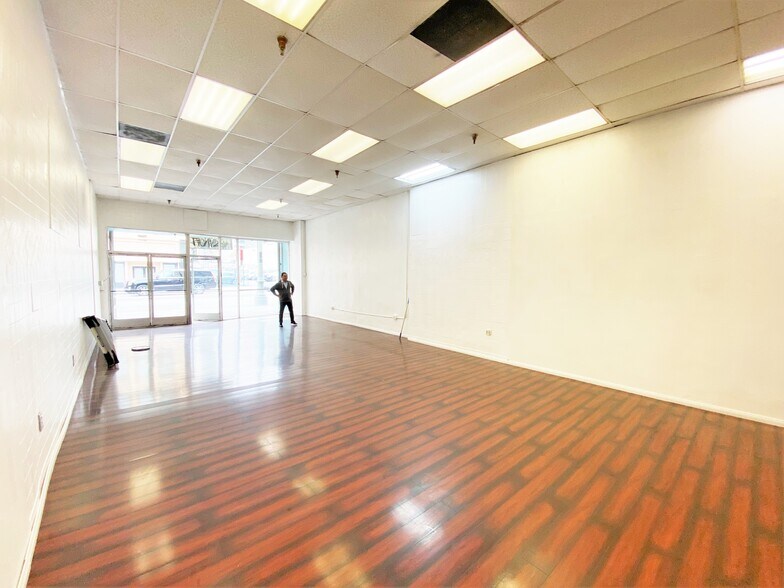 More Photos Of 248-260 S Broadway, Los Angeles General Retail For Sale