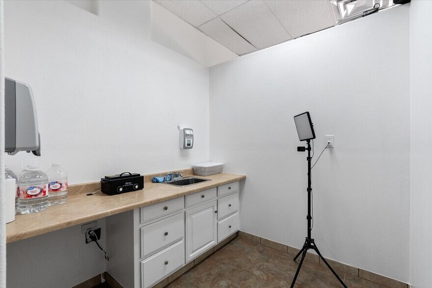 More Photos Of 1470 Mission St, San Miguel Storefront Retail Residential For Sale