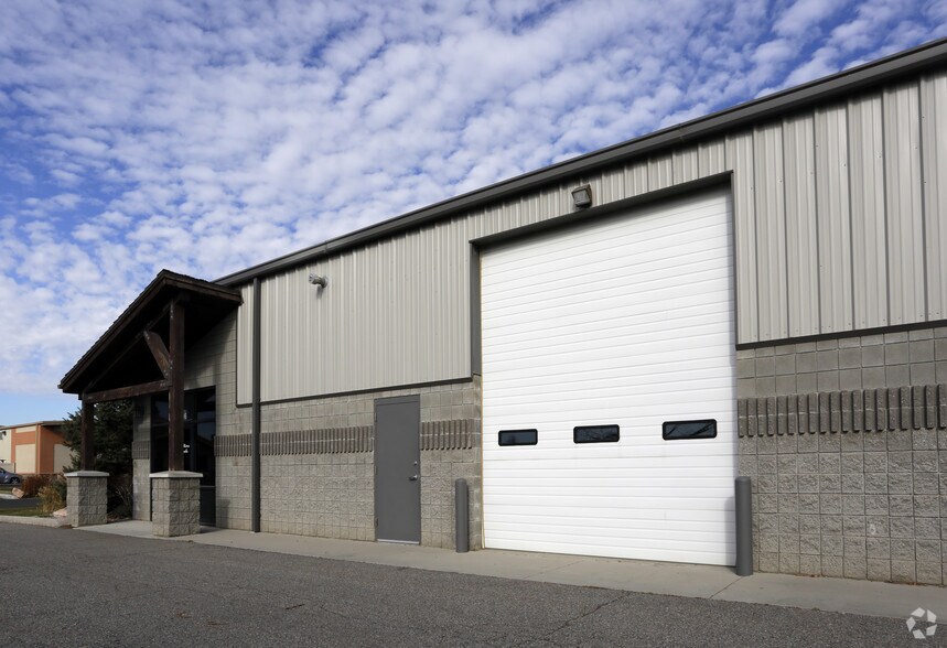 More Photos Of 3006 S Scott Ln, Ogden Warehouse For Lease