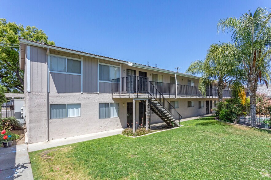 Primary Photo Of 1905 E Pontiac Way, Fresno Apartments For Sale