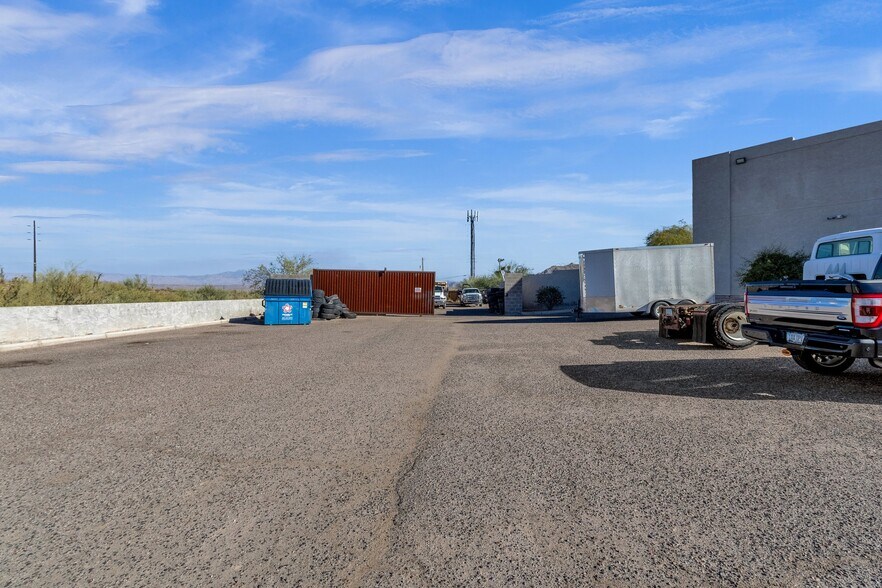 More Photos Of 17212 E Shea Blvd, Fountain Hills Storefront For Sale