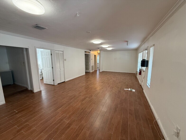 More Photos Of 5935 Taft St, Hollywood Medical For Lease