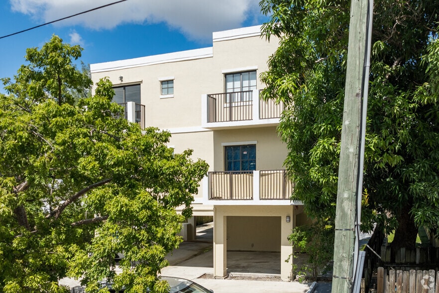 More Photos Of 763 SW 5th St, Miami Apartments For Sale