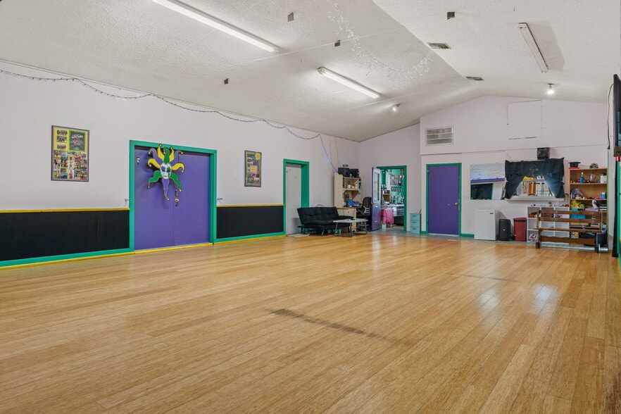 More Photos Of 6950 W Homosassa Trl, Homosassa General Retail For Sale