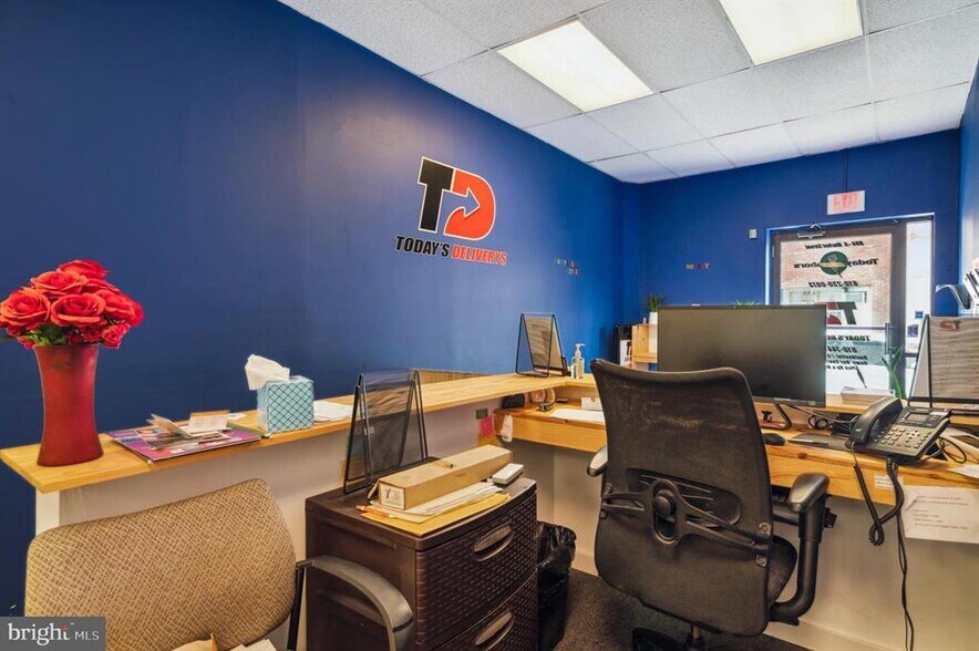 More Photos Of 934 Market St, Marcus Hook Storefront Retail Residential For Sale