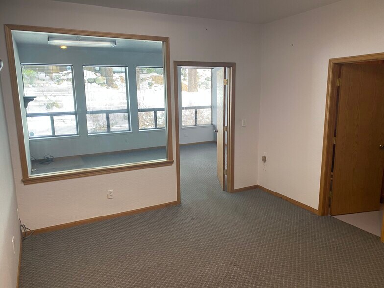 More Photos Of 295 Highway 50, Stateline Office For Sale