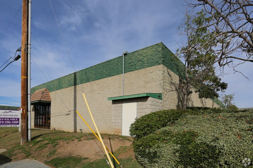 More Photos Of 10734 Kenney St, Santee Manufacturing For Lease